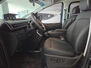 HYUNDAI STARIA 2024