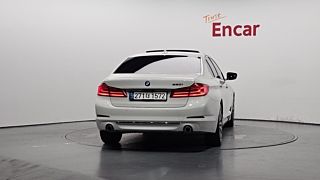 BMW 5-SERIES G30 2018