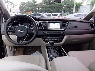 KIA CARNIVAL 2017