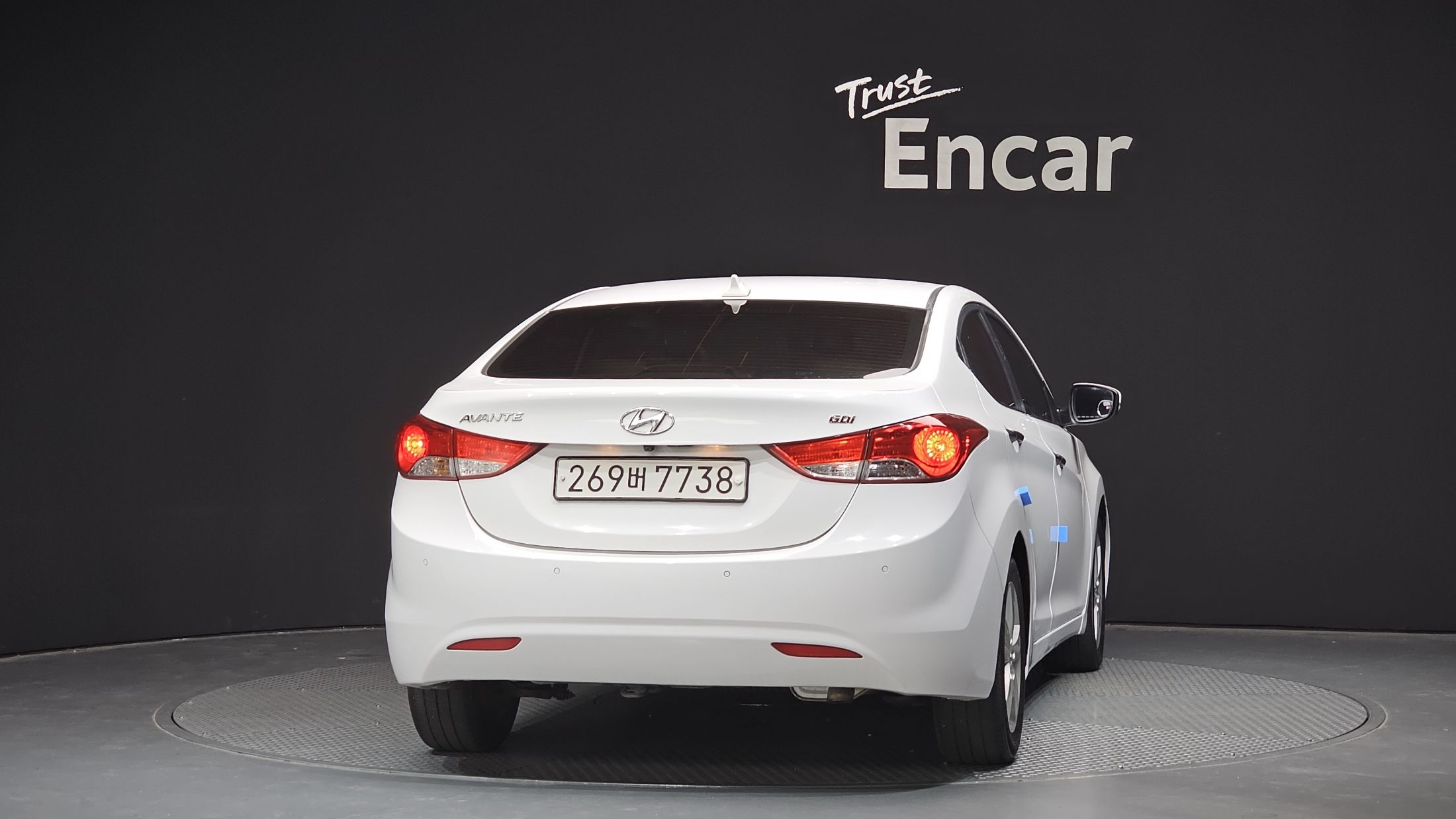 HYUNDAI AVANTE MD 2013