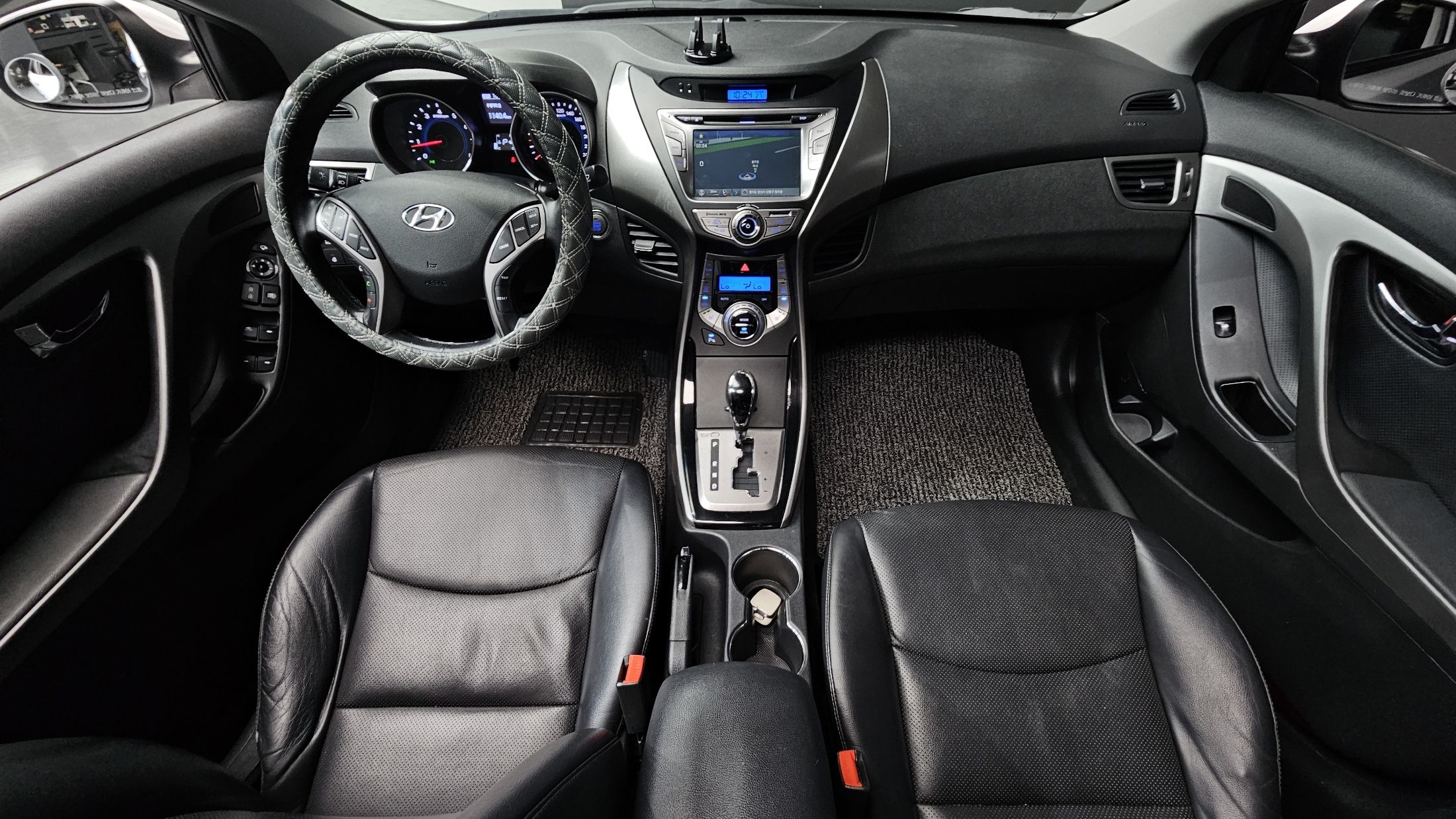 HYUNDAI AVANTE MD 2013