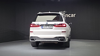 BMW X7 G07 2020