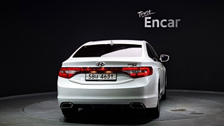 HYUNDAI GRANDEUR HG 2016