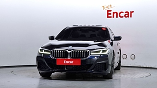 BMW 5-SERIES G30 2021