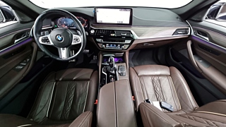 BMW 5-SERIES G30 2021