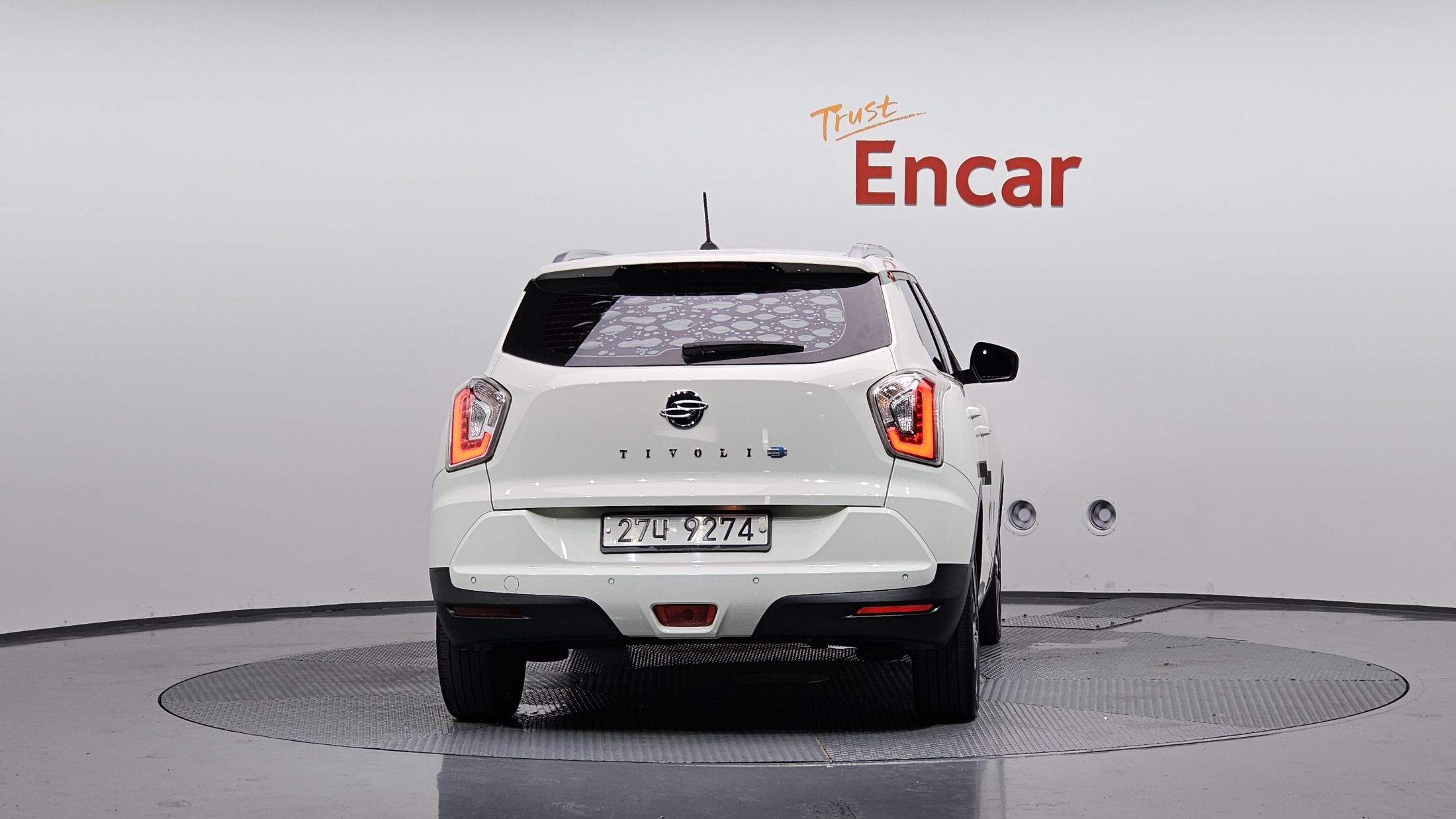 SSANGYONG TIVOLI 2015