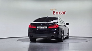 BMW 5-SERIES G30 2017