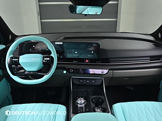 KIA CARNIVAL 2025