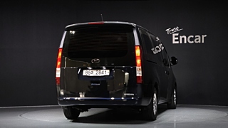 HYUNDAI STARIA 2021