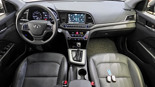 HYUNDAI AVANTE AD 2017