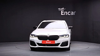 BMW 5-SERIES G30 2022