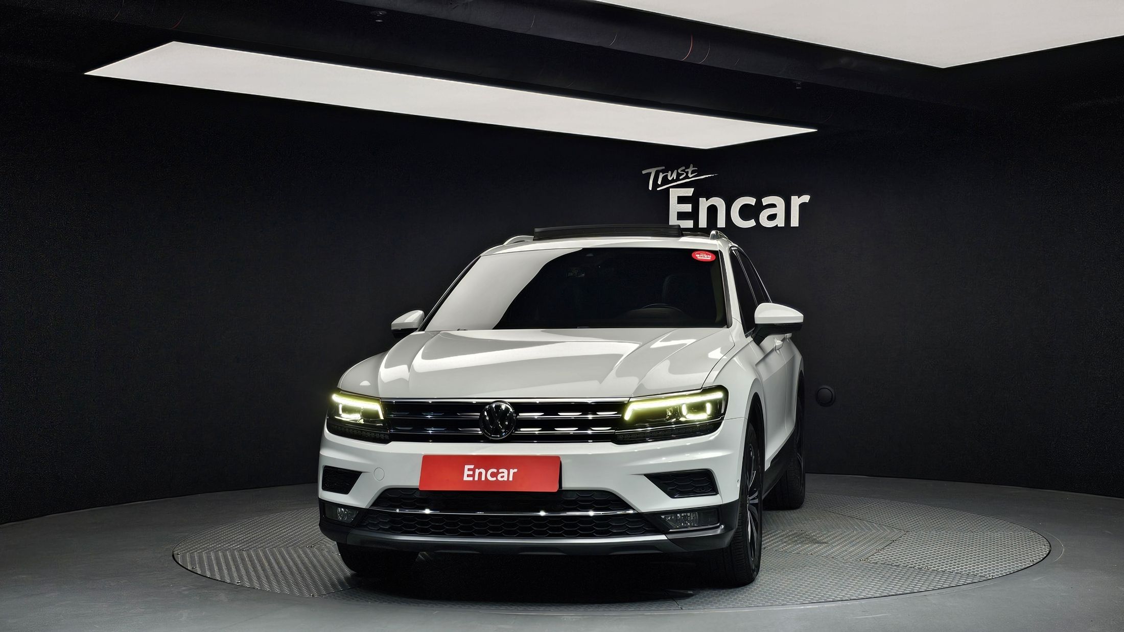 VOLKSWAGEN TIGUAN 2019