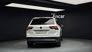 VOLKSWAGEN TIGUAN 2019