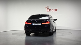 BMW 5-SERIES G30 2018