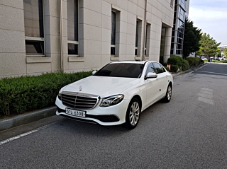 MERCEDES BENZ E-CLASS W213 2019