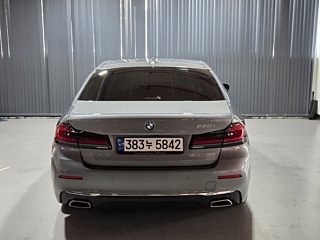 BMW 5-SERIES G30 2022