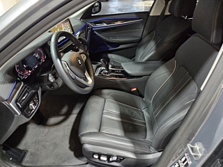 BMW 5-SERIES G30 2022