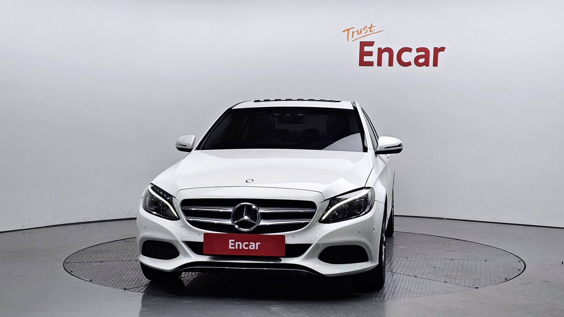 MERCEDES BENZ C-CLASS W205 2016