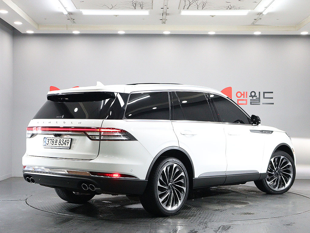 LINCOLN AVIATOR 2021