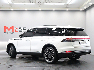 LINCOLN AVIATOR 2021