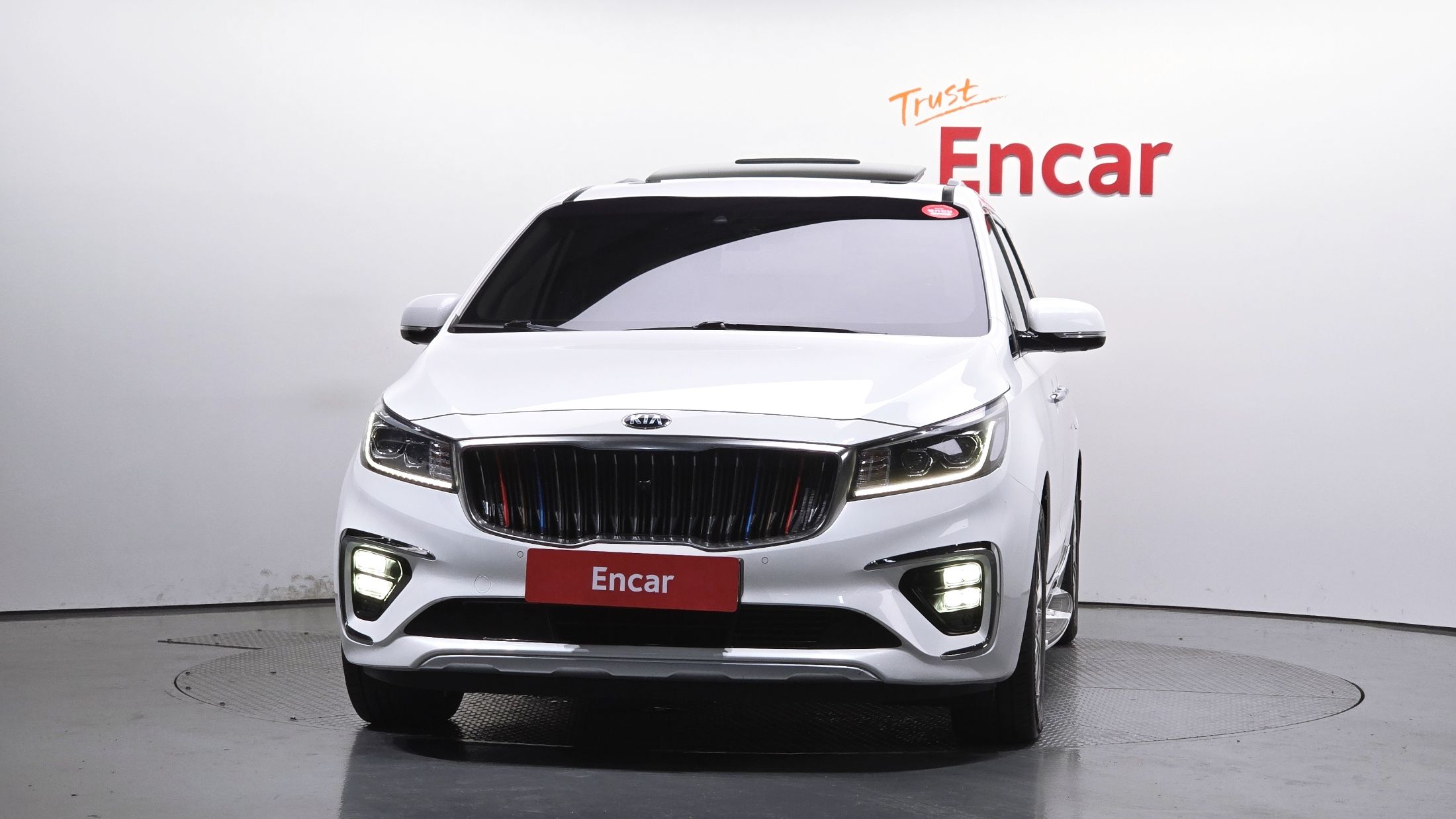 KIA CARNIVAL 2019