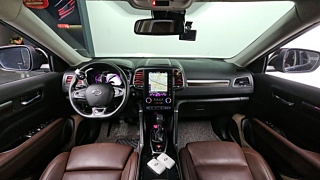 SAMSUNG QM6 2020