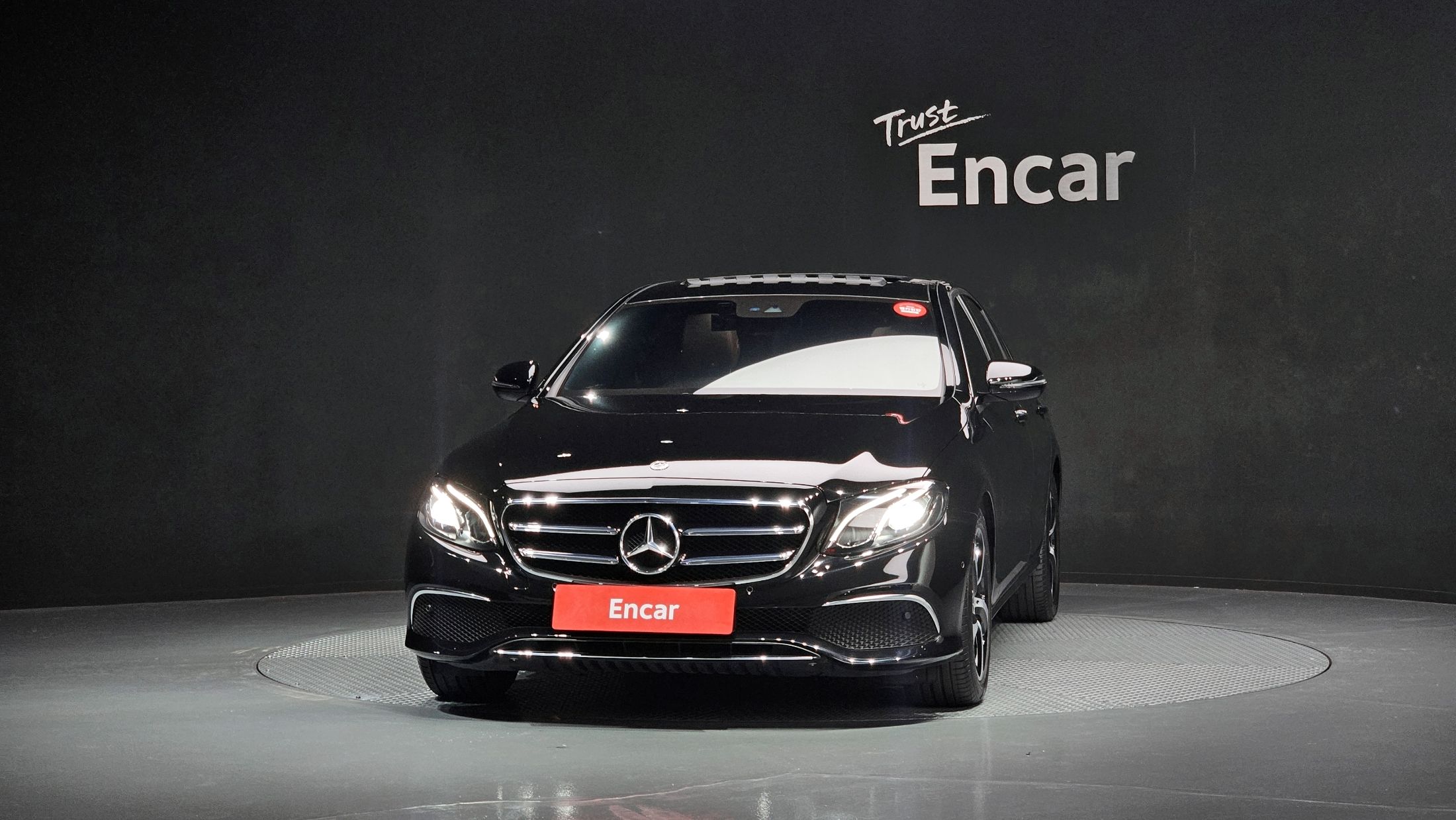 MERCEDES BENZ E-CLASS W213 2020