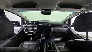 HYUNDAI STARIA 2022