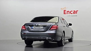 MERCEDES BENZ E-CLASS W213 2020