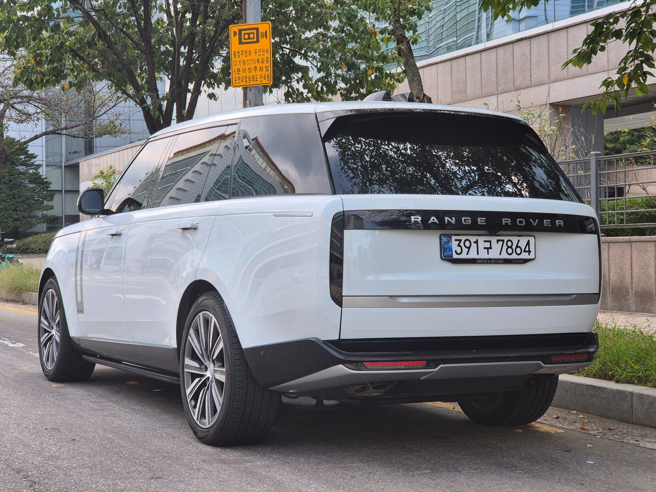 LAND ROVER RANGE ROVER 2024