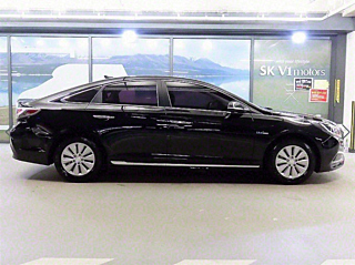 HYUNDAI LF SONATA HYBRID 2016