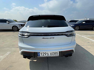 PORSCHE MACAN 2023