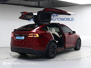 TESLA MODEL X 2023