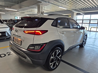 HYUNDAI KONA 2021