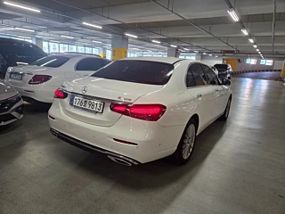 MERCEDES BENZ E-CLASS W213 2023