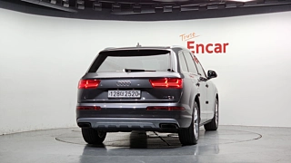 AUDI Q7 4M 2019
