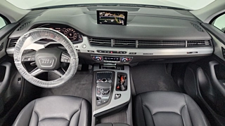 AUDI Q7 4M 2019