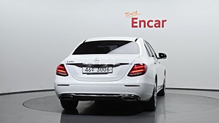 MERCEDES BENZ E-CLASS W213 2017