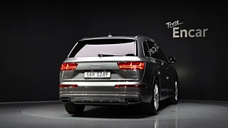 AUDI Q7 4M 2016