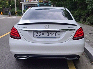 MERCEDES BENZ C-CLASS W205 2016