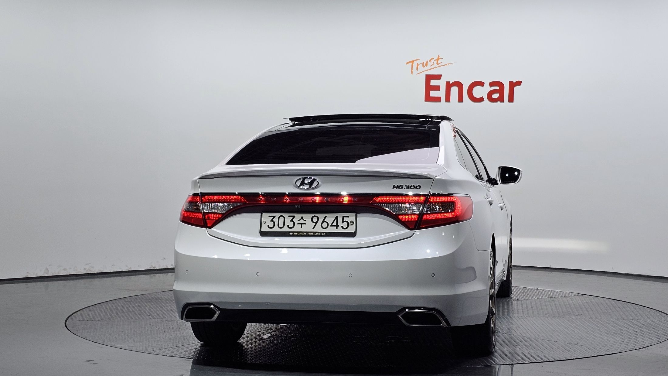 HYUNDAI GRANDEUR HG 2014