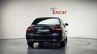 MERCEDES BENZ E-CLASS W213 2022