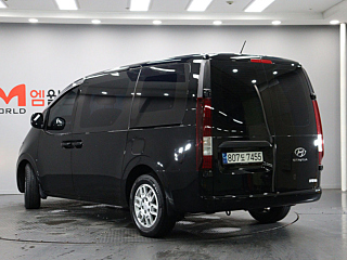 HYUNDAI STARIA 2022