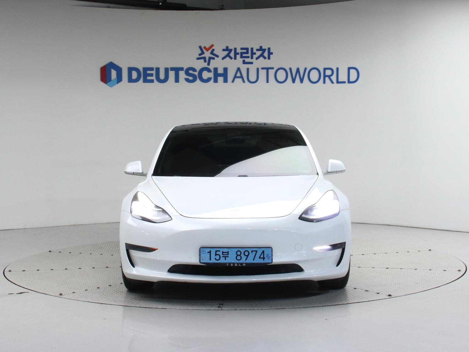 TESLA MODEL 3 2020
