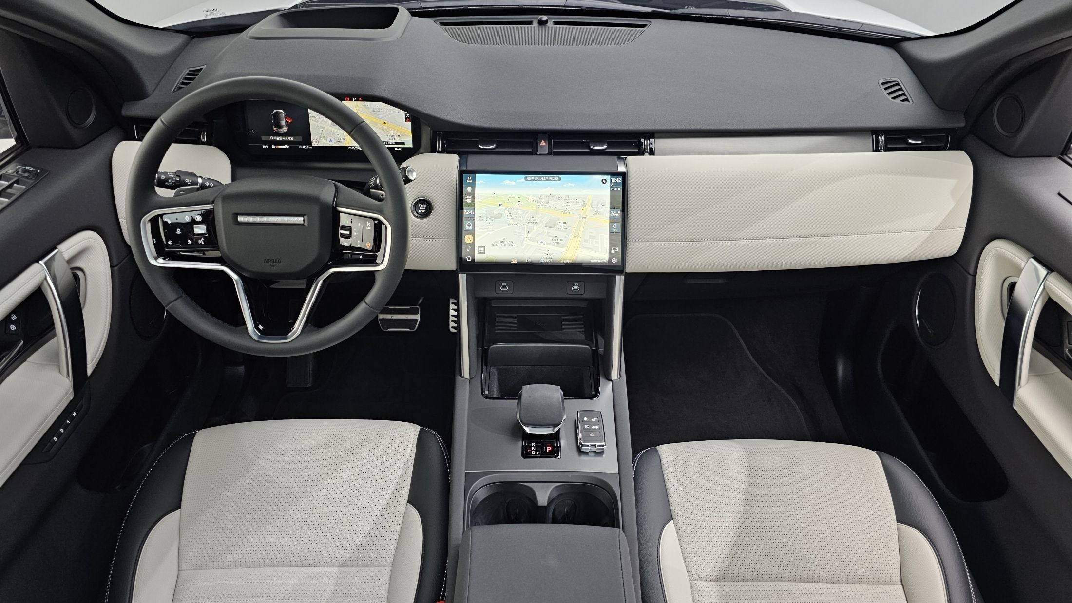 LAND ROVER DISCOVERY SPORT 2025