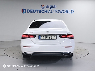 MERCEDES BENZ E-CLASS W213 2020