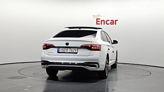VOLKSWAGEN JETTA 2023