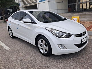 HYUNDAI AVANTE MD 2011