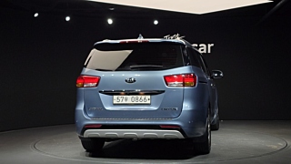 KIA CARNIVAL 2016