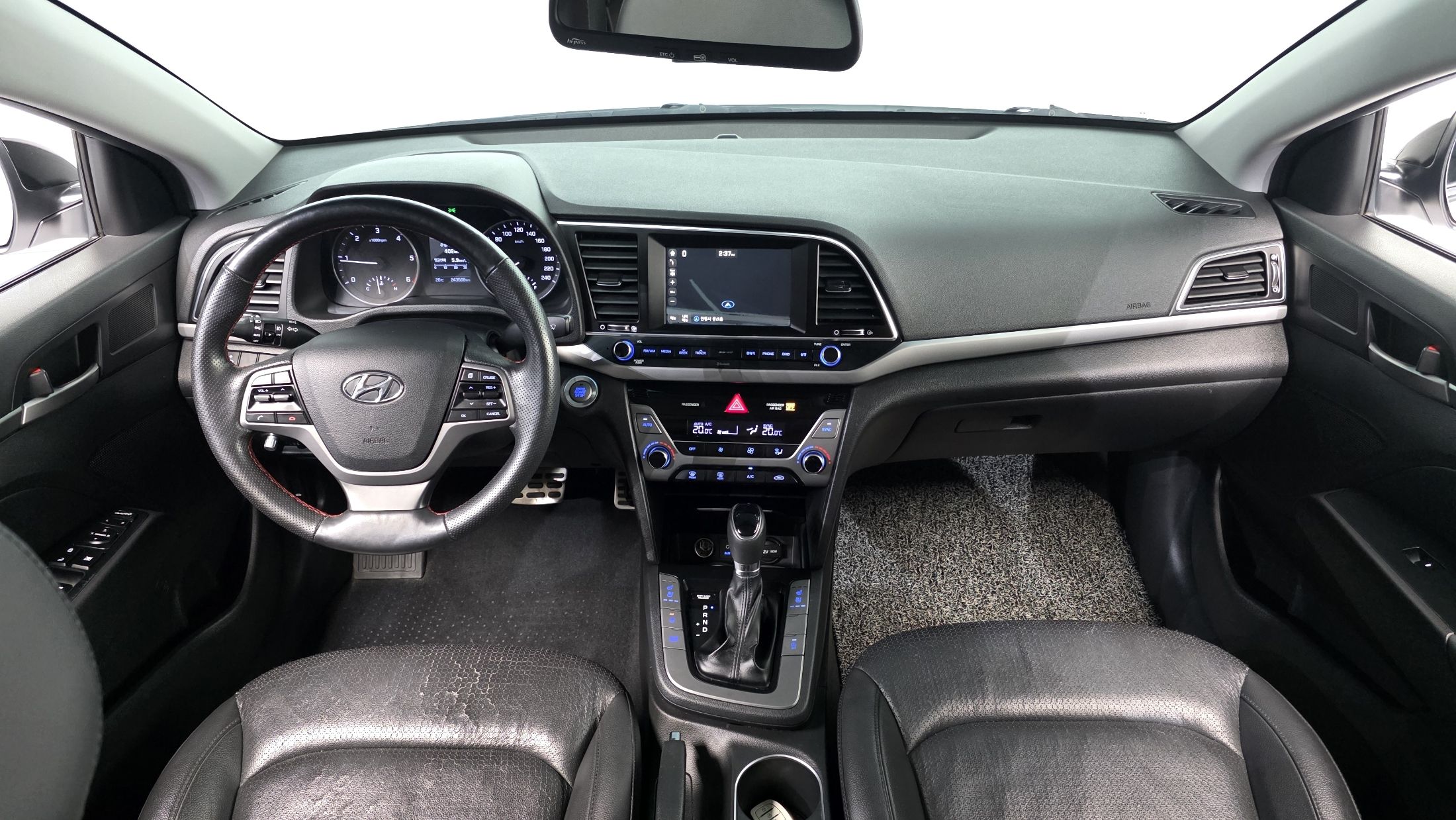 HYUNDAI AVANTE AD 2016